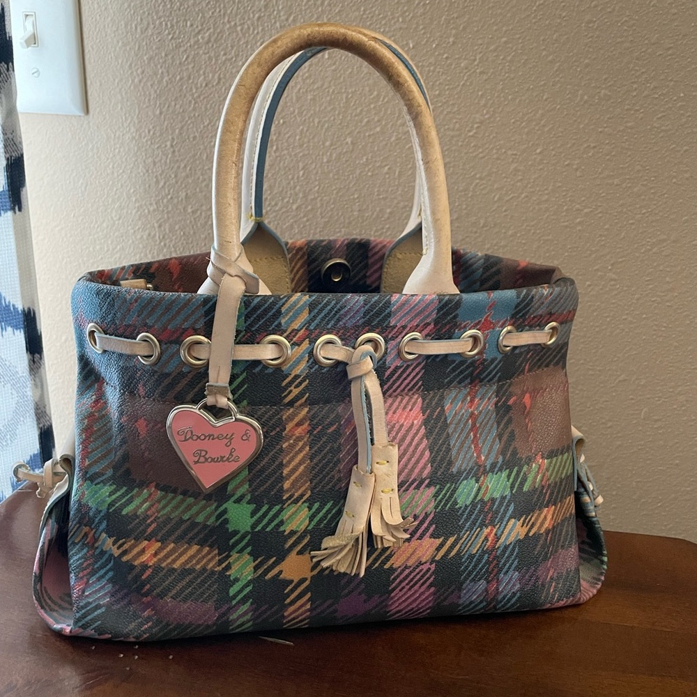 Dooney & Bourke Handbag